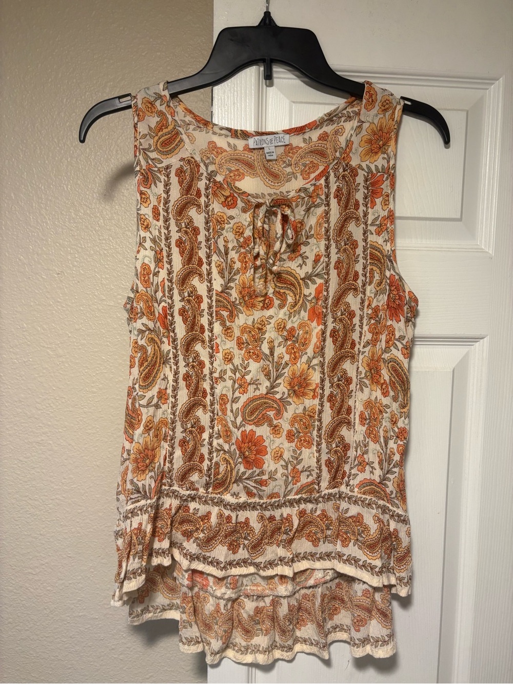 Patrons of Peace Cream Paisley Floral Tie-Neck Sleeveless Top